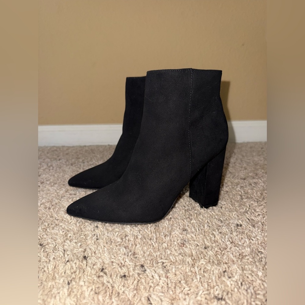 JustFab Black Ankle Boots Never Worn